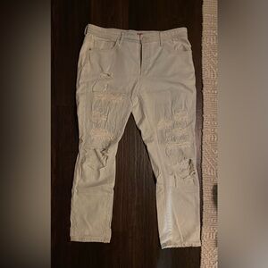 Anthropologie Pilcro slim boyfriend jeans